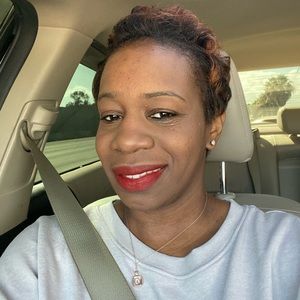 Meet your Posher, Jackie